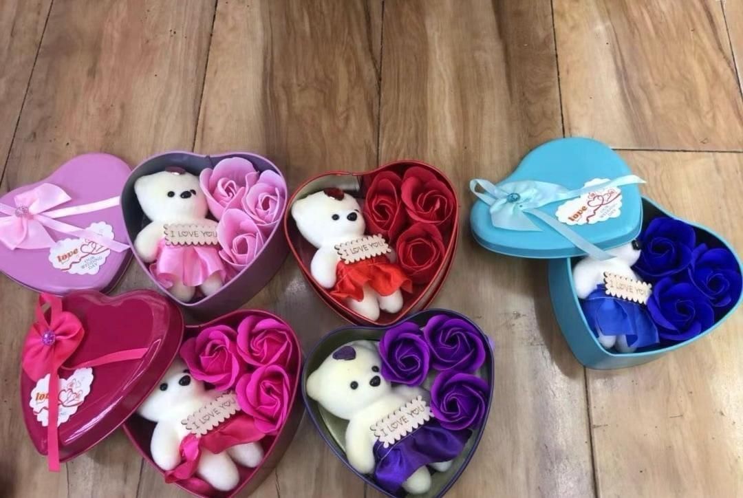 Bear Rose Gift Box Teddy